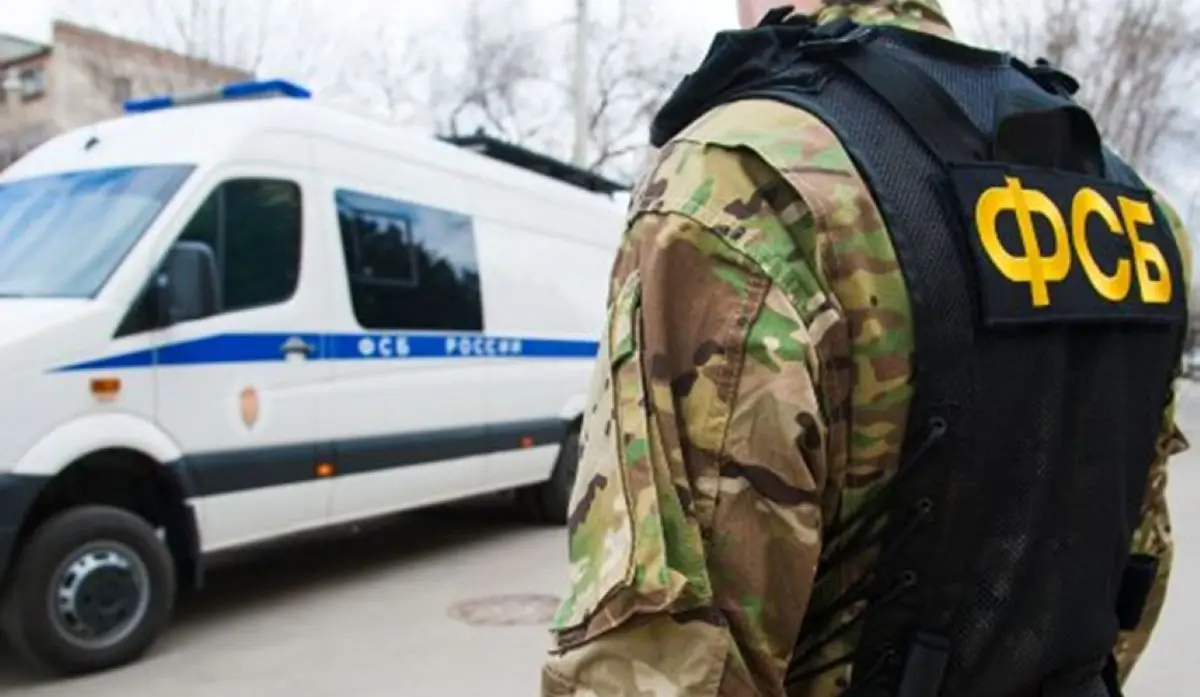 UKRAINIAN AGENT ARRESTED WITH BOMB DISGUISED AS GPS TRACKER