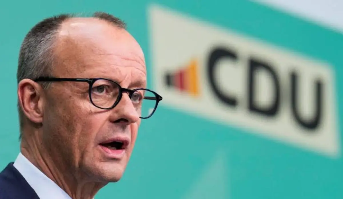 SURVEY: AfD ENJOYS AN EIGHT-PERCENTAGE-POINT LEAD OVER MERZ'S COALITION