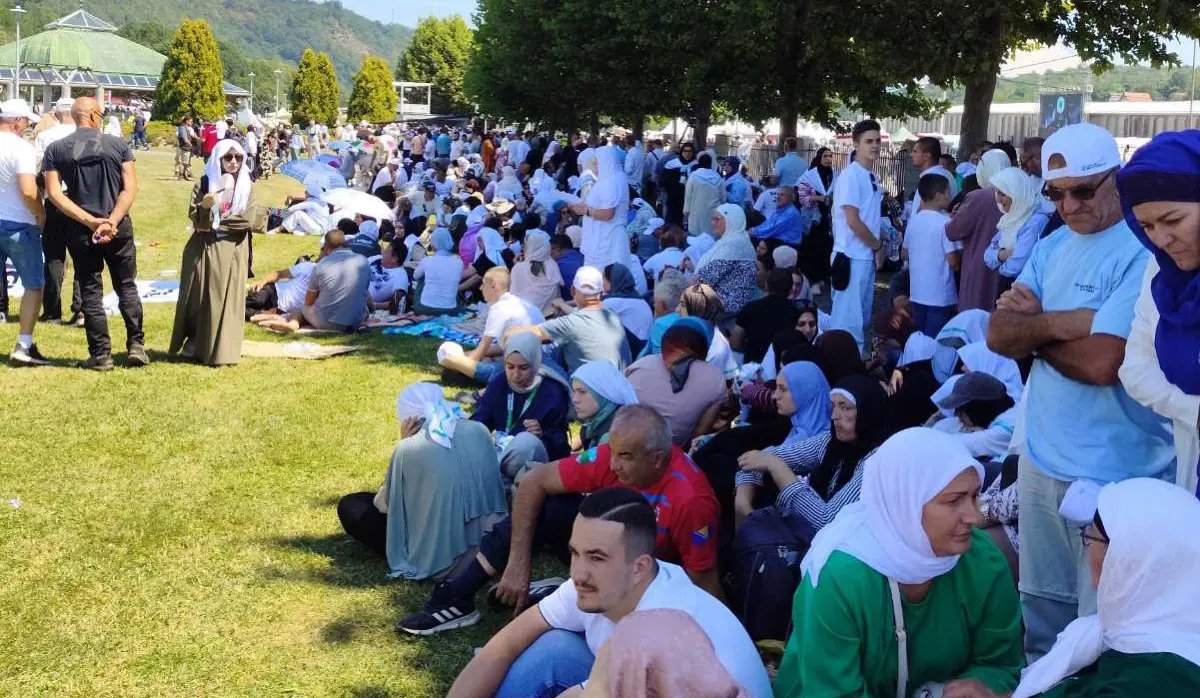 COMMEMORATIVE GATHERING IN POTOČARI PASSED PEACEFULLY