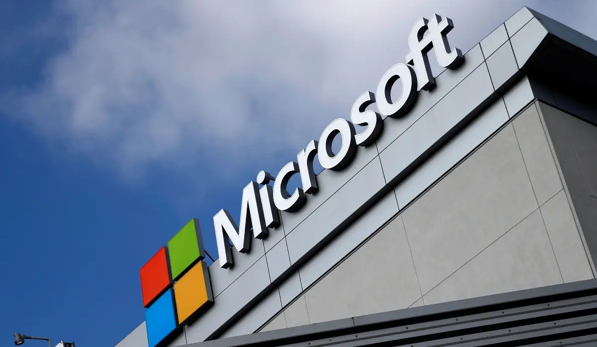 MICROSOFT ANNOUNCES 4,800 LAYOFFS