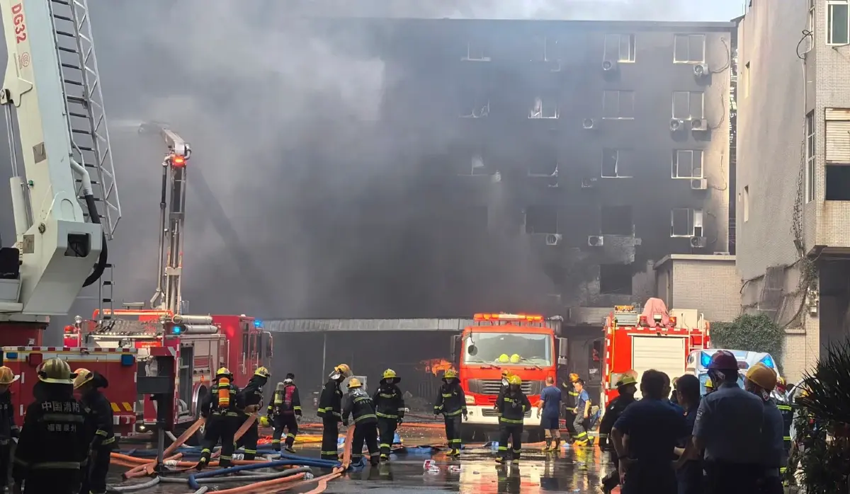 AT LEAST 28 DIE IN MAJOR FACTORY FIRE