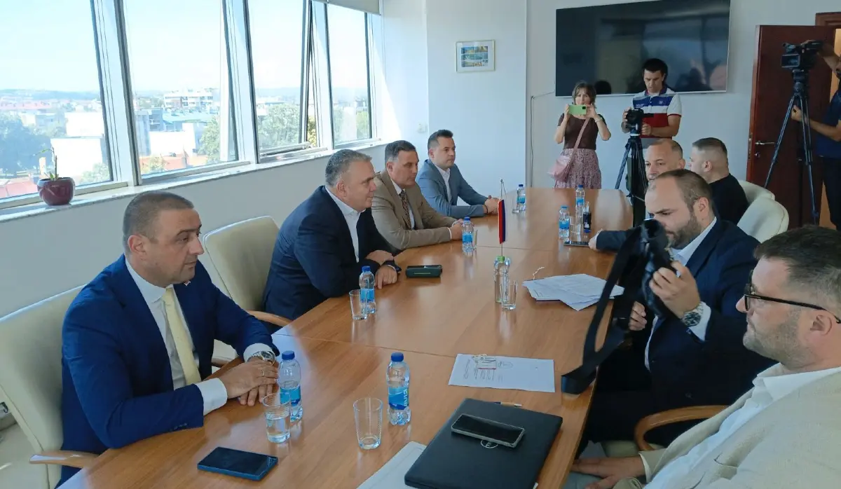 LONG-TERM LEASE AGREEMENT FOR HOSPITALITY FACILITIES SIGNED