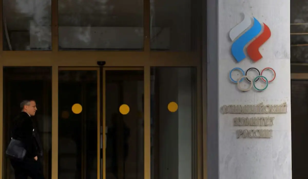 IOC TEMPORARILY RESTORES RUSSIAN OLYMPIC COMMITTEE'S MEMBERSHIP