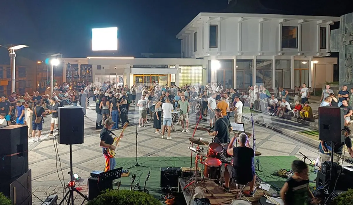 MRKONJIĆ GRAD RESIDENTS ENJOY CRAFT BEER TASTING
