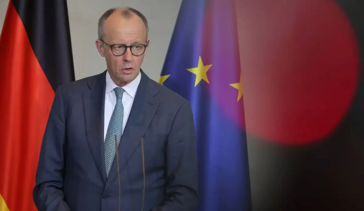 TOTAL OF 85 PERCENT OF GERMANS DISSATISFIED WITH WORK OF MERZ'S CABINET