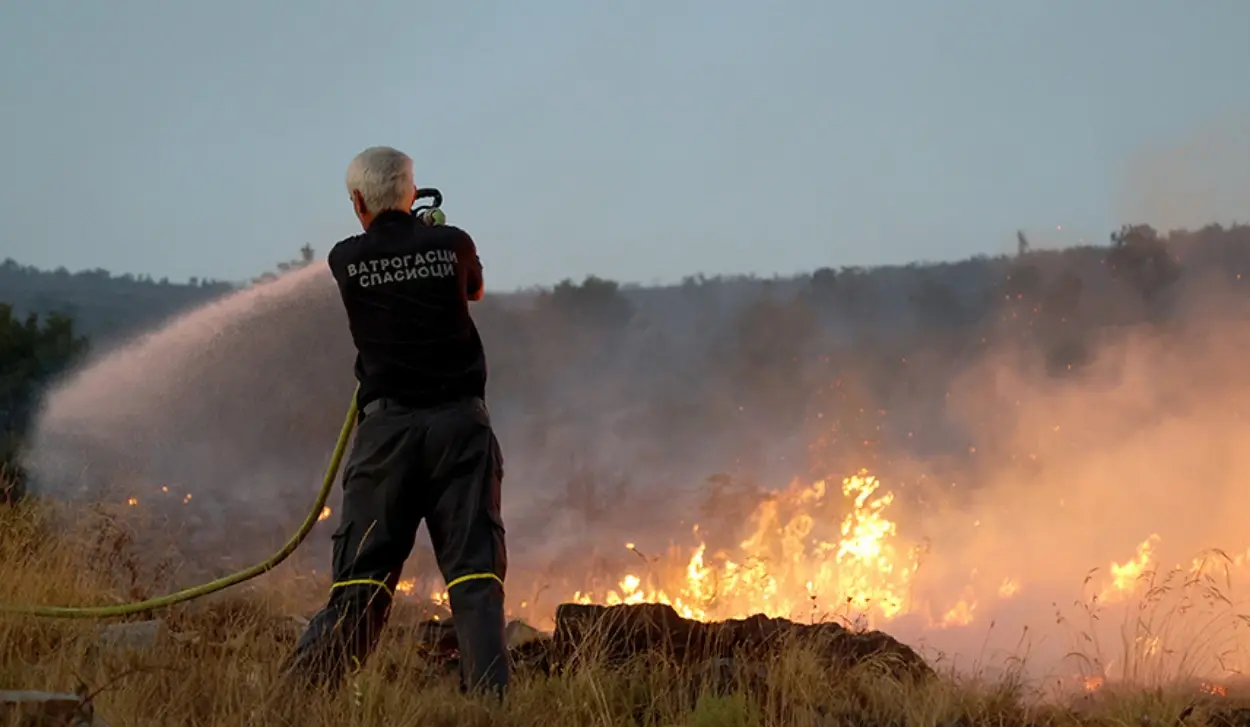 QUIET NIGHT IN SERBIA, FIRES BURNING IN SEVERAL LOCATIONS IN MONTENEGRO, WHILE IN NORTH MACEDONIA FIRE IS SPREADING TOWARDS NATIONAL PARK