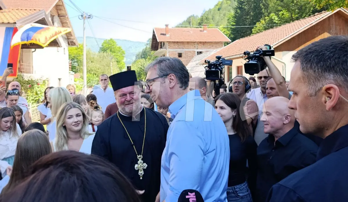 VUČIĆ ANNOUNCES SIGNIFICANT SERBIAN AID FOR MUNICIPALITY OF JEZERO