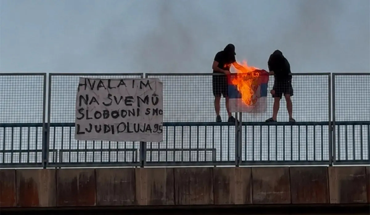 OSTOJIĆ: BURNING OF THE SERBIAN FLAG NEAR OTOČAC - AN ACT OF HATE TOWARDS EVERYTHING SERBIAN