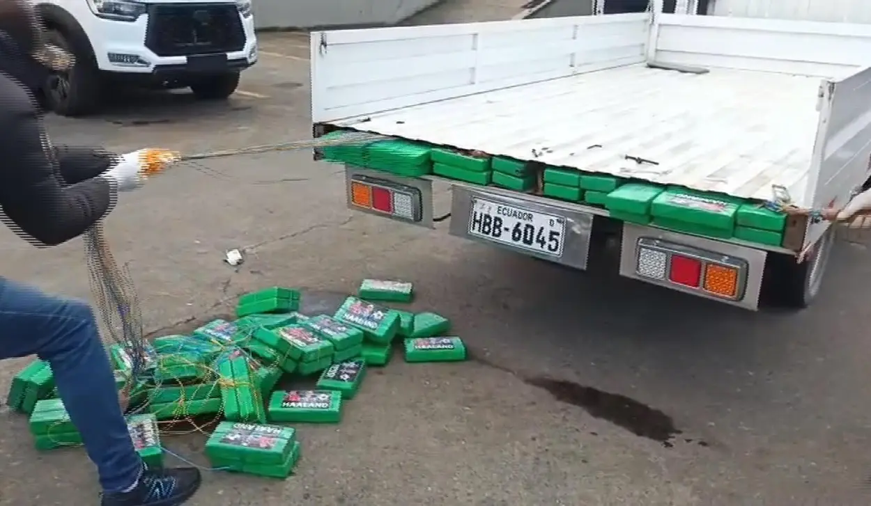 SEIZED COCAINE SHIPMENT WITH HAALAND STICKERS