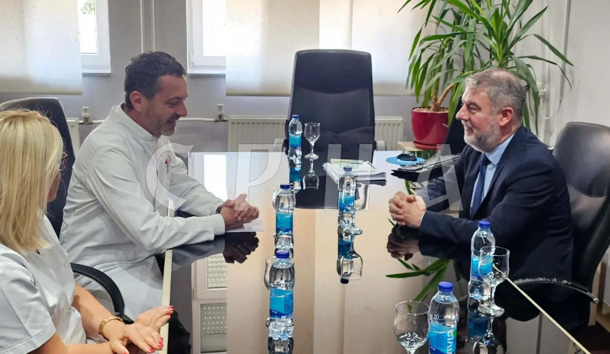 ŠERANIĆ AND AVDALOVIĆ AGREE ON THE PURCHASE OF AN X-RAY MACHINE FOR HEALTH CENTRE