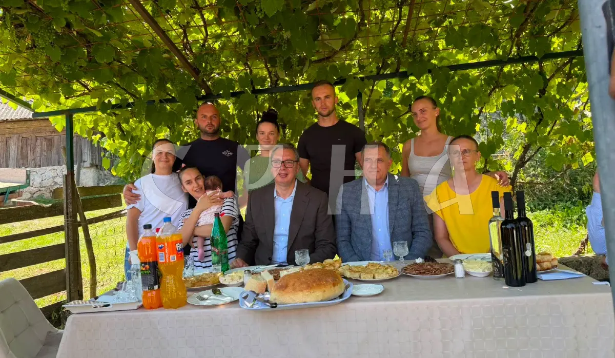 VUČIĆ AND DODIK VISIT THE ILIĆ FAMILY IN THE VILLAGE OF VODICE