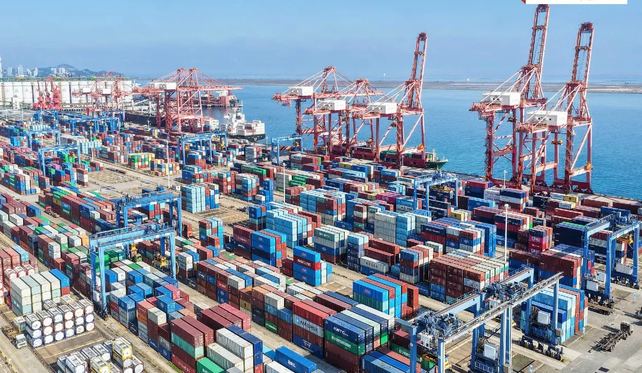 WORLD'S SUPER-BUYER AND SUPER-SELLER, THE WORLD SHARES CHINA'S BENEFITS