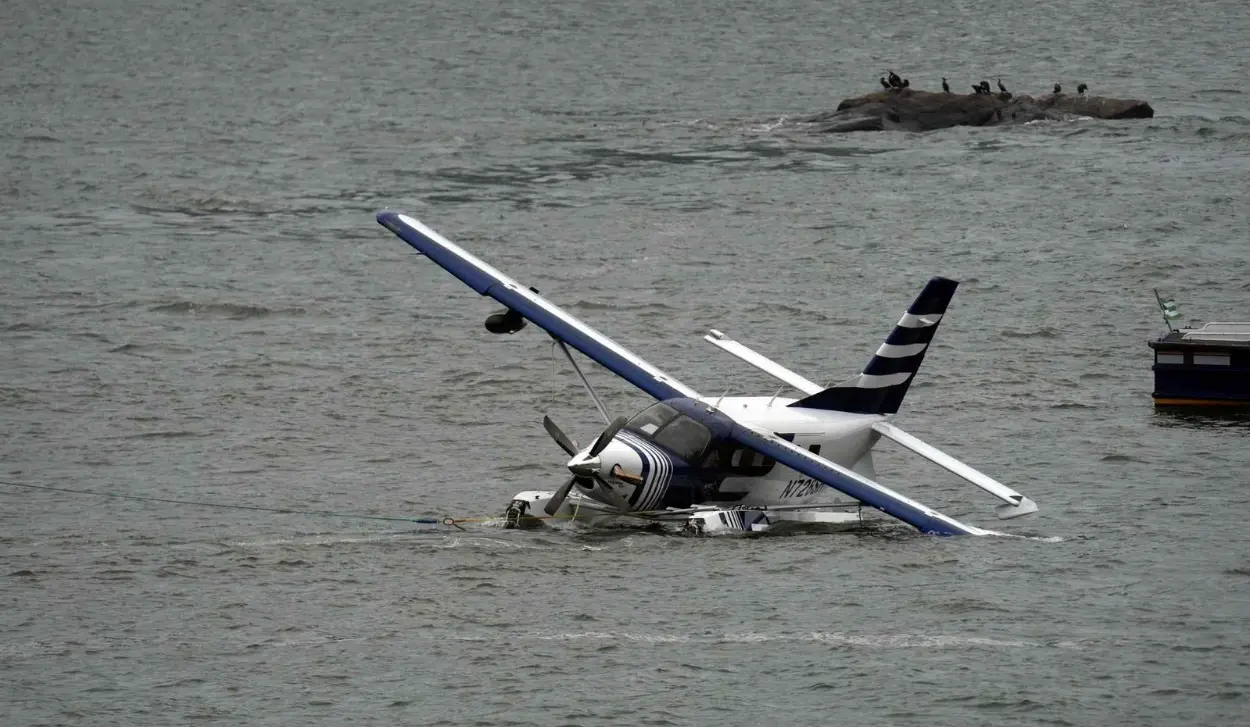 SMALL PLANE CRASHES, KILLLING ALL EIGHT PASSIGERS
