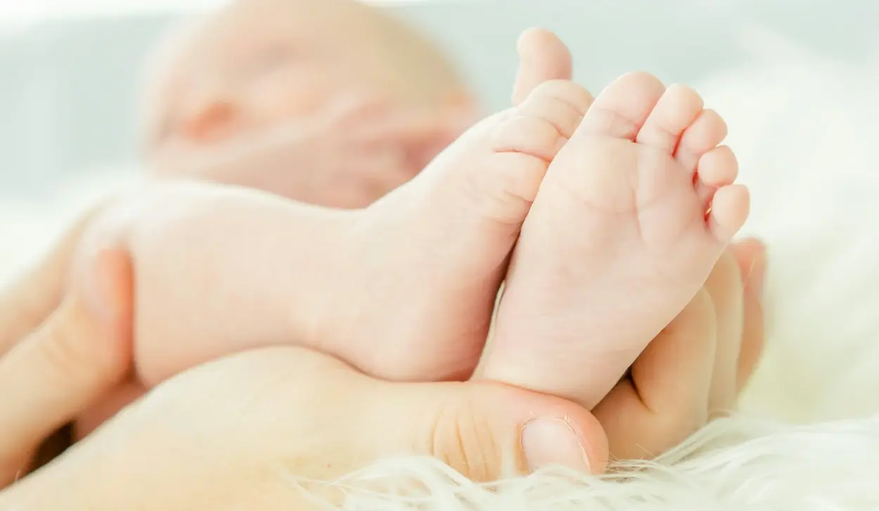 MOSCOW WOMAN GIVES BIRTH TO 15TH CHILD AT AGE 41