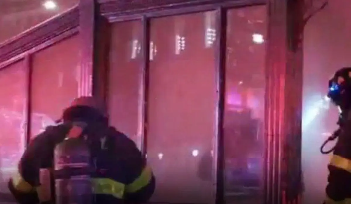 AT LEAST 14 PEOPLE INJURED IN FIRE ON NEW YORK CITY SUBWAY