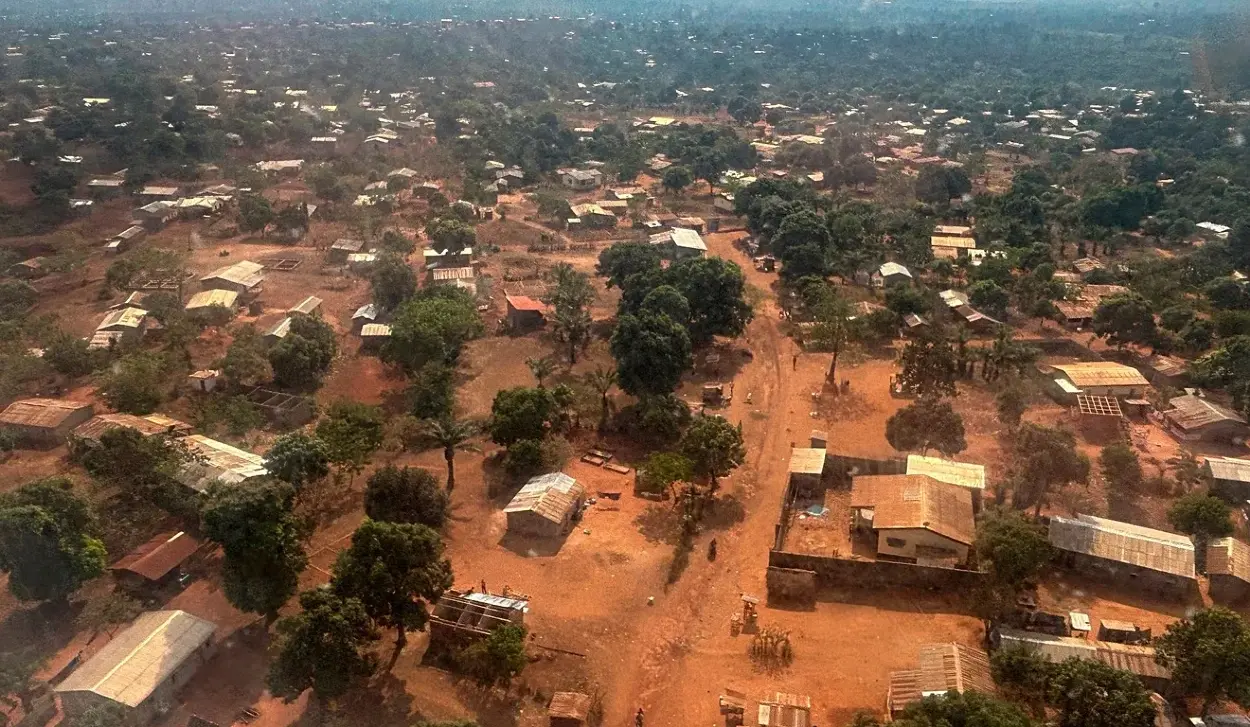 AT LEAST 100 MINERS KILLED IN MINE COLLAPSE