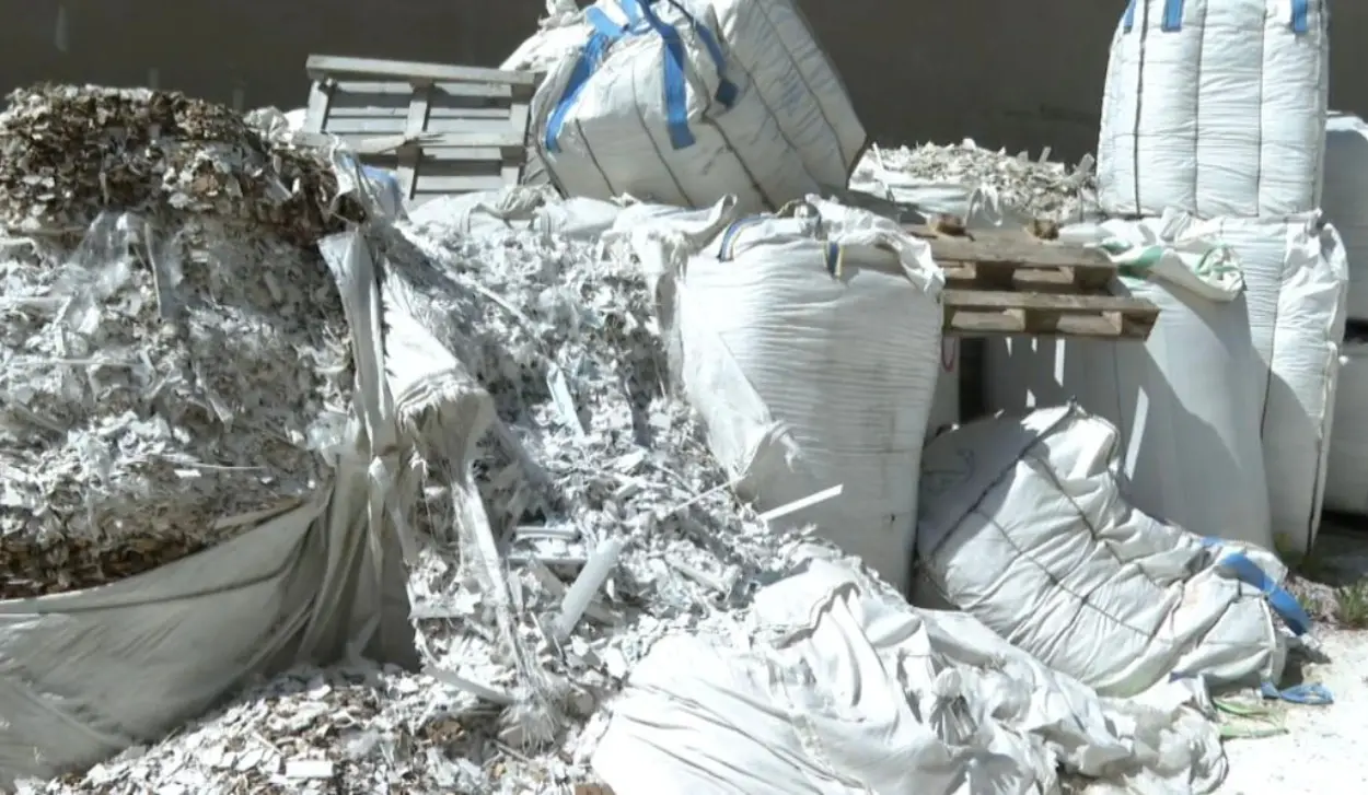 EXTRAORDINARY SESSION OF CROATIAN PARLIAMENT TODAY OVER 37,000 TONNES OF HAZARDOUS WASTE