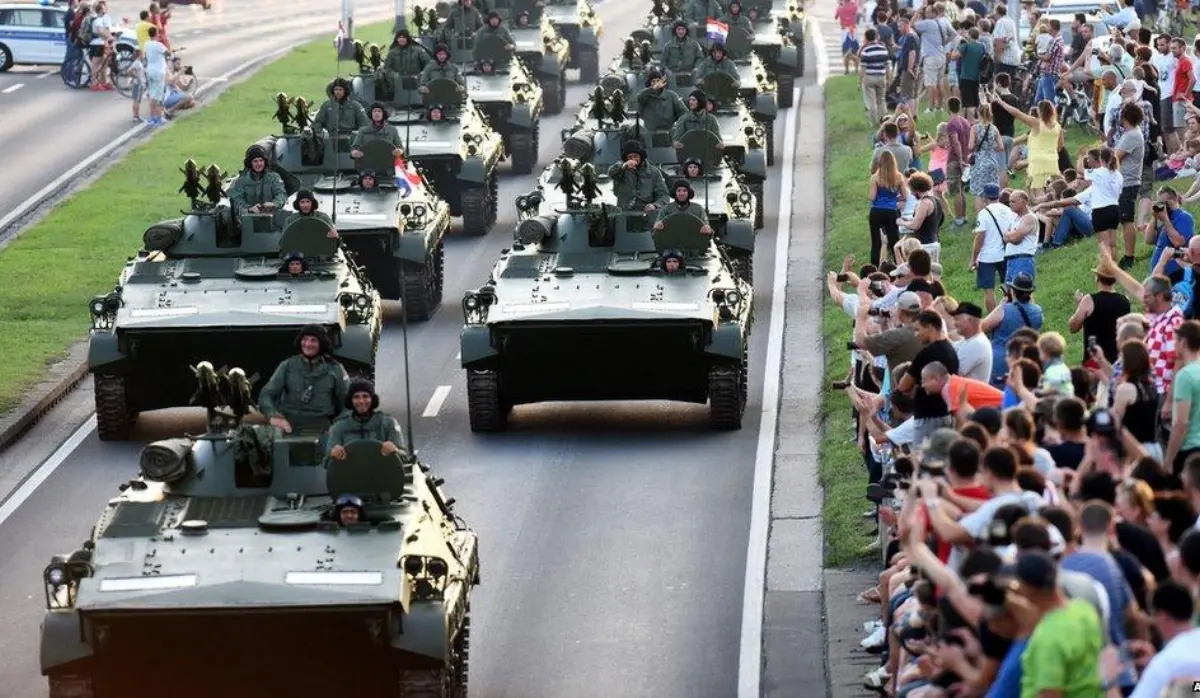 LINTA: SERBIA SHOULD ASK THE EU TO BAN OPERATION STORM CELEBRATIONS