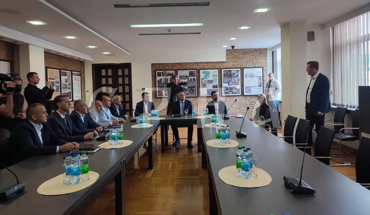 EUR 30 MILLION FOR RECONSTRUCTION OF 1,700 KILOMETRES OF POWER GRID