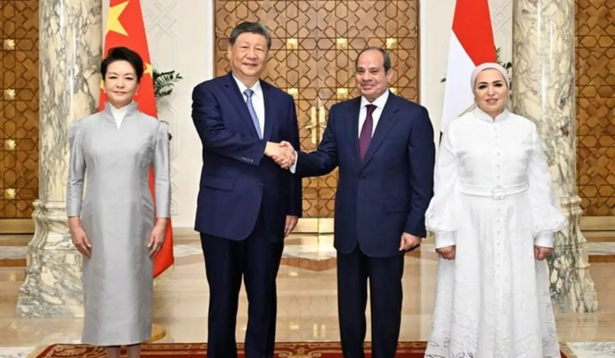 XI JINPING MEETS EGYPTIAN PRESIDENT: THE TWO COUNTRIES MUST FIRMLY SUPPORT EACH OTHER