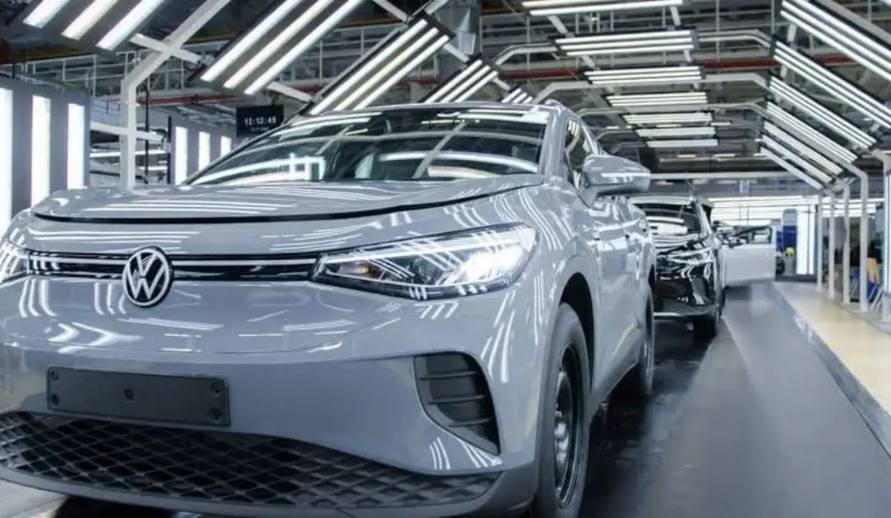 VOLKSWAGEN RECALLS THREE MILLION VEHICLES OVER SCREW