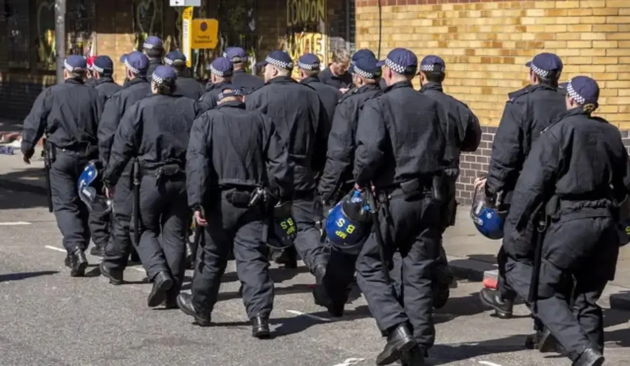 17 ARRESTED IN CRACKDOWN ON ORGANIZED CRIME