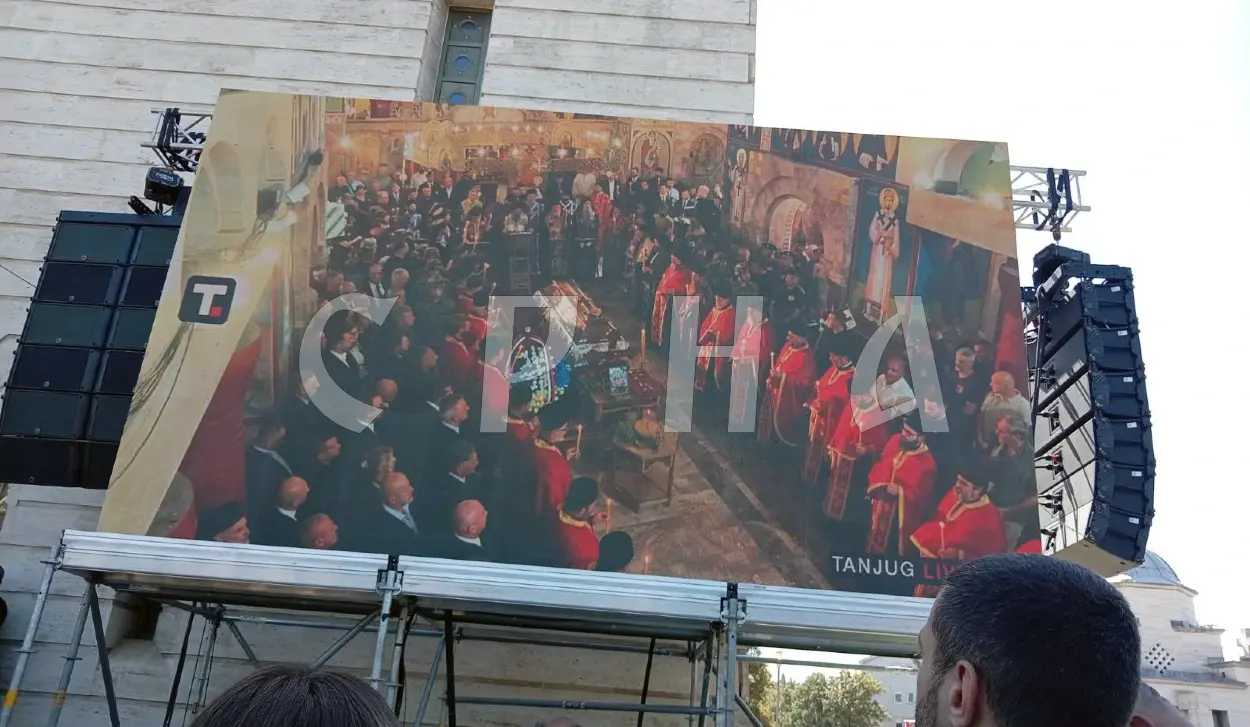 PATRIARCH SERVES FUNERAL SERVICE FOR GENERAL MLADIĆ AT ST. LUKE CHURCH