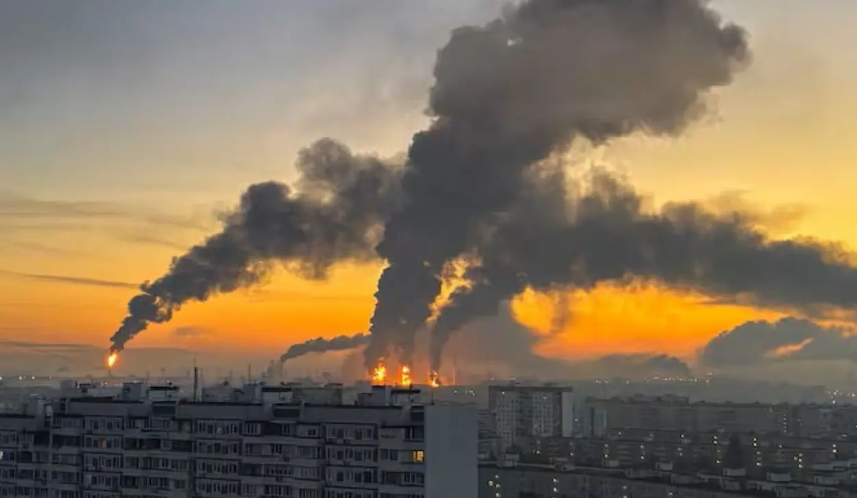 TWO DEAD IN MASSIVE DRONE ATTACK ON MOSCOW