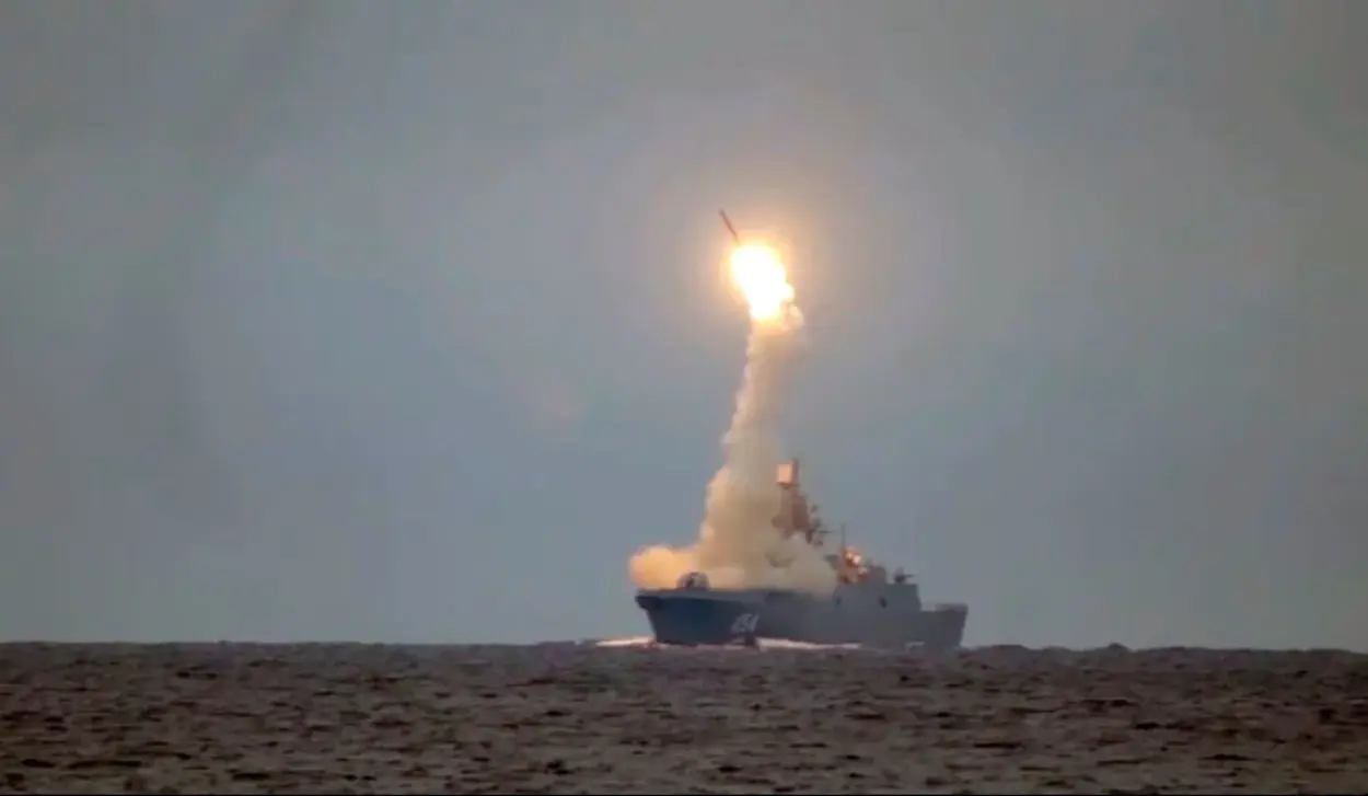 RUSSIAN ARMY USED TSIRCON ROCKETS