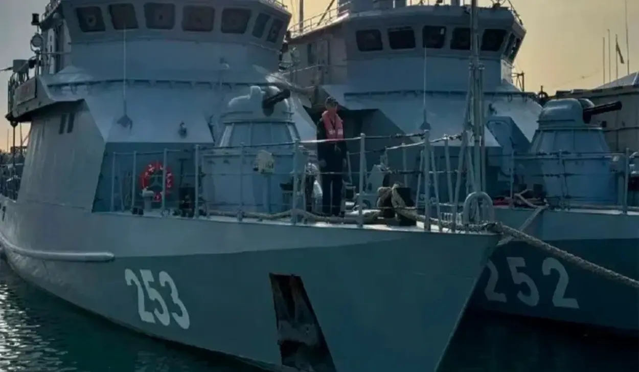NINE SOLDIERS DROWN DURING NAVAL EXERCISE