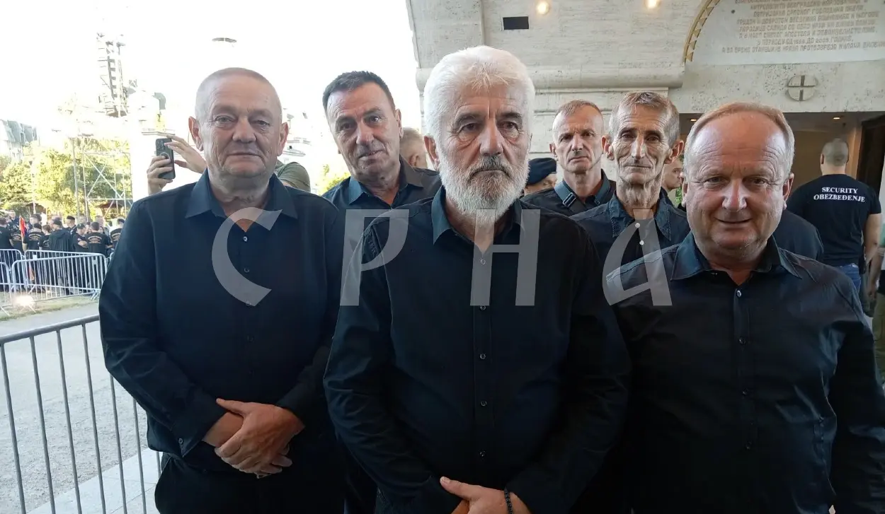 MLADIĆ'S BROTHERS-IN-ARMS REMEMBER HIS "NO RETREAT!" AS OATH