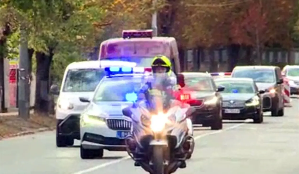 COFFIN WITH MLADIĆ'S BODY TRANSPORTED TO VMA