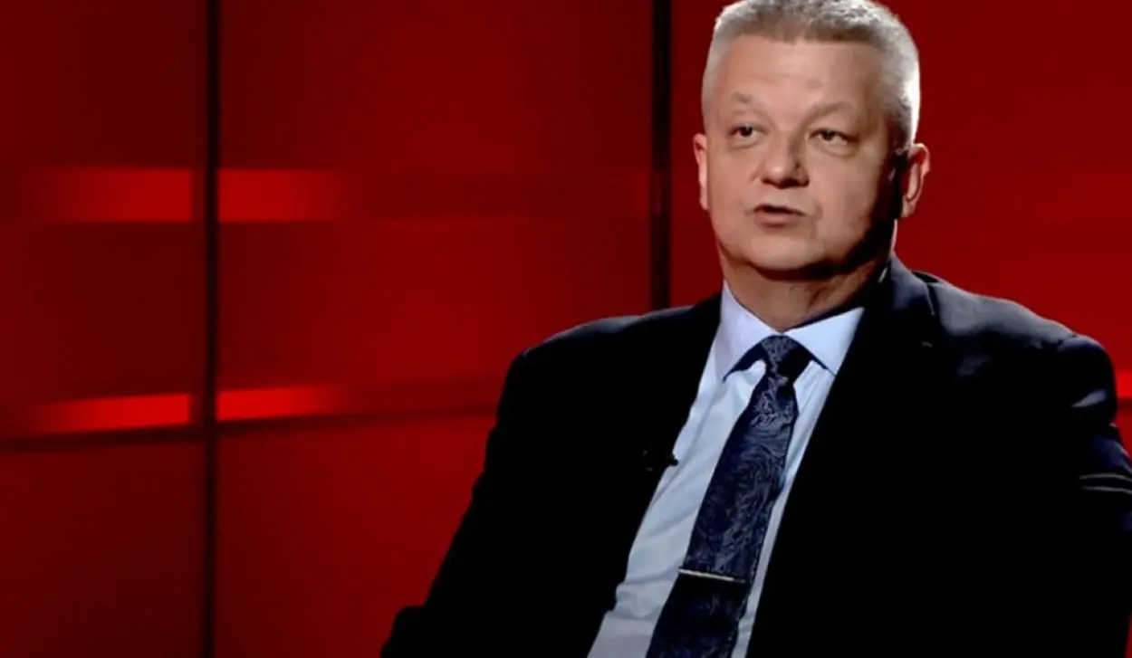 BOSNIAK OPINIONS AND MANIPULATIONS PACKAGED IN "MONOGRAPH"