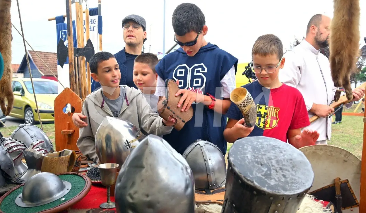 KNIGHTLY GAMES FOR CHILDREN HELD IN OBUDOVAC