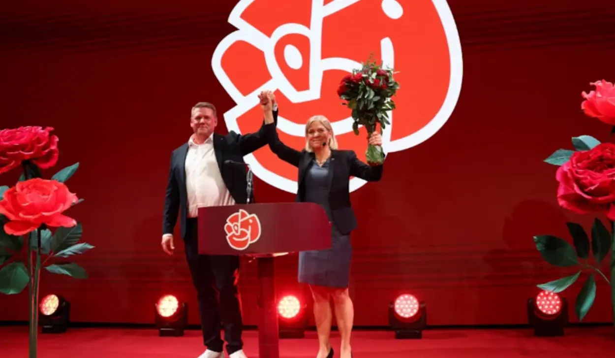 CENTER-LEFT OPPOSITION LEADS AFTER VOTE