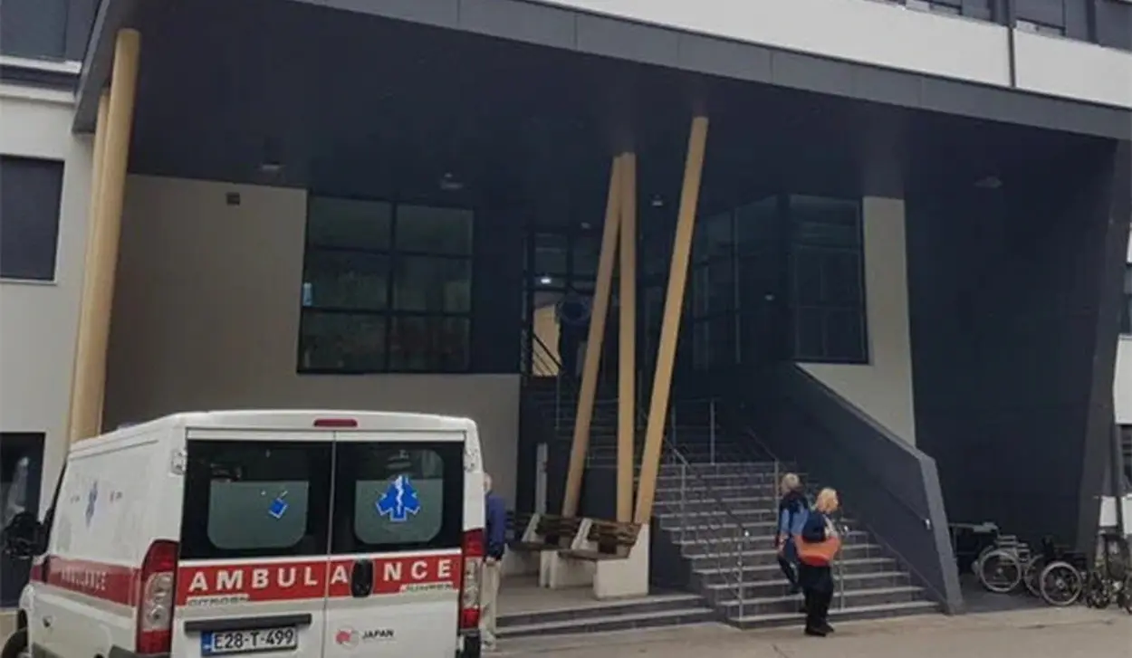 INJURED CHILDREN HAVE LEGS AMPUTATED, GIRLS STABLE, BOY IN INTENSIVE CARE