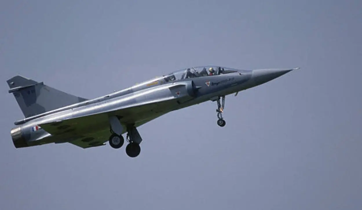 FRENCH MIRAGE FIGHTER JET CRASHES, ONE CREW MEMBER KILLED