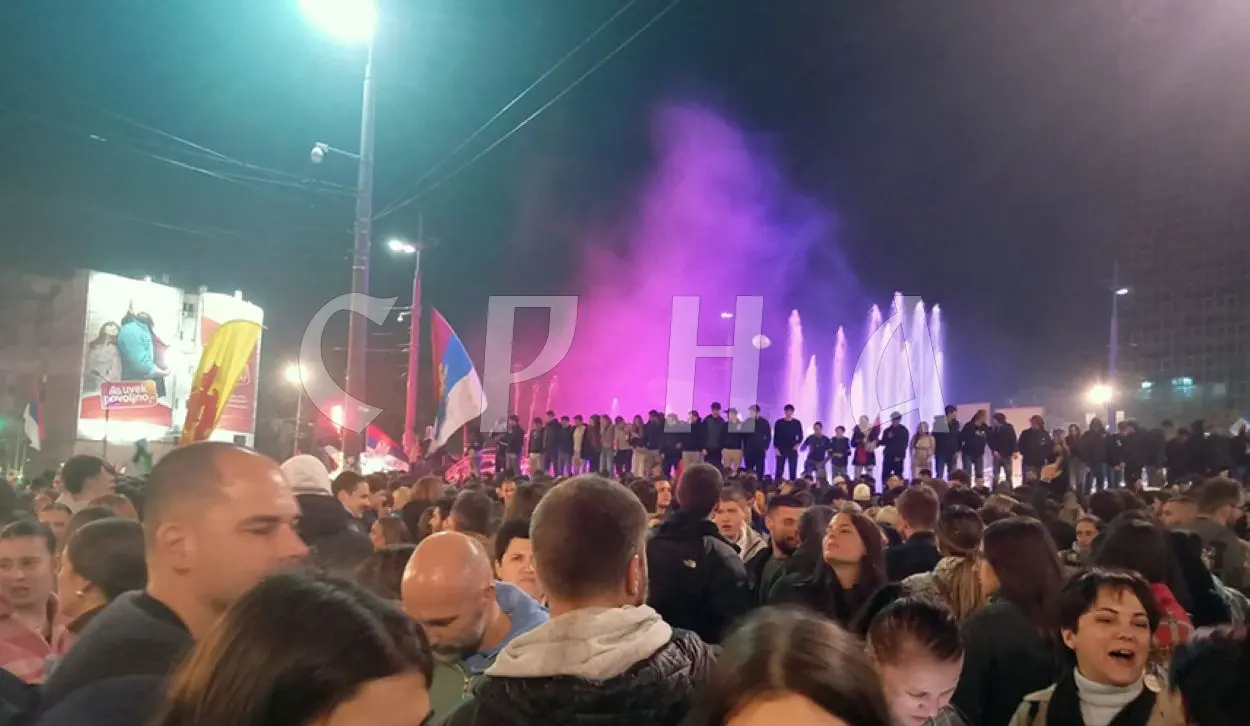 SLAVIJA SQUARE RESEMBLES TECHNO PARTY