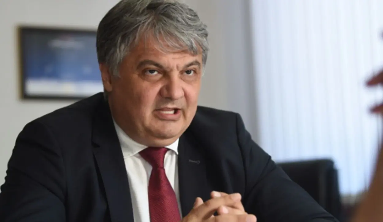 TELEKOM SRBIJA CEO STILL BARRED FROM ENTERING, LEGAL PROCEEDINGS ALSO INITIATED