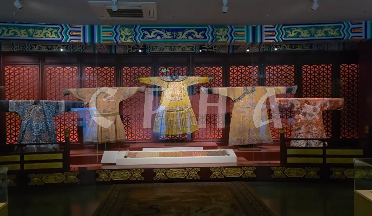 SILK MUSEUM PRESERVES FIVE THOUSAND YEARS OF CHINESE TRADITION
