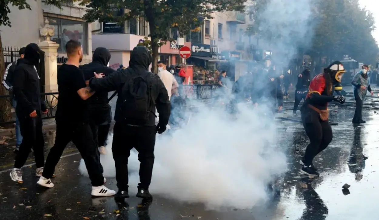 POLICE FIRE RUBBER BULLETS AT PROTESTERS IN TIRANA