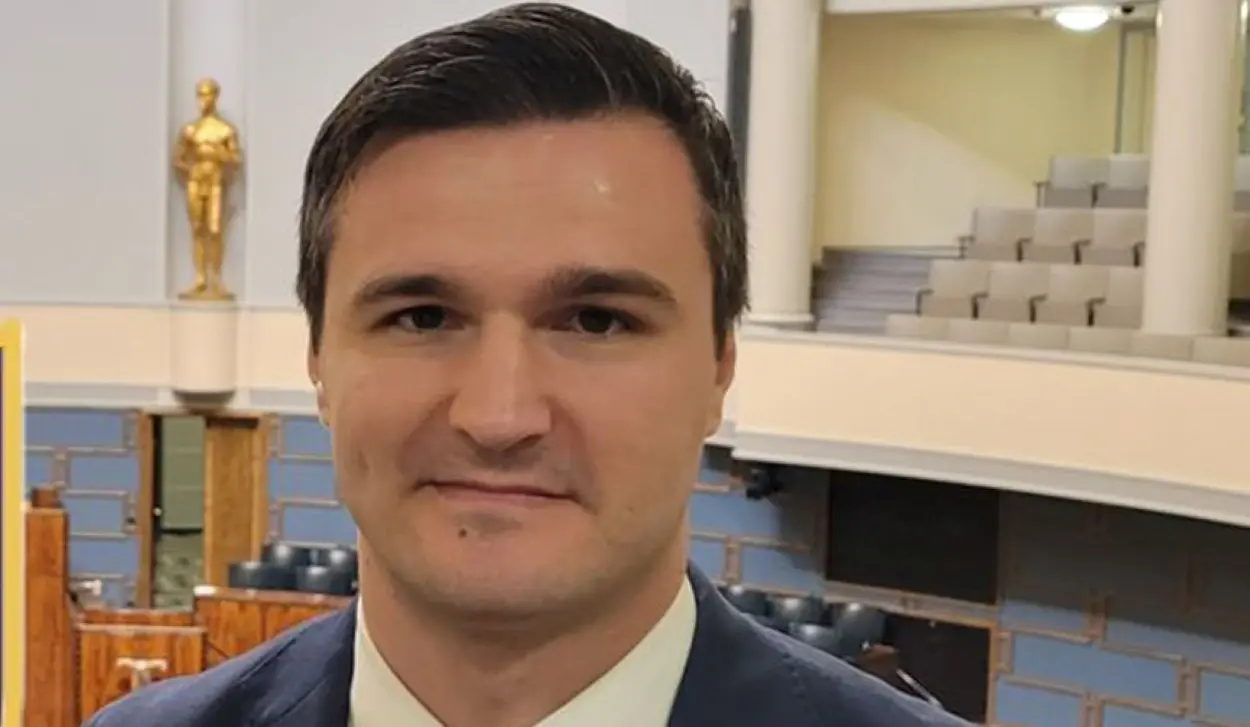 MEMA: ZELENSKYY BLACKMAILED INTO CONTINUING WAR