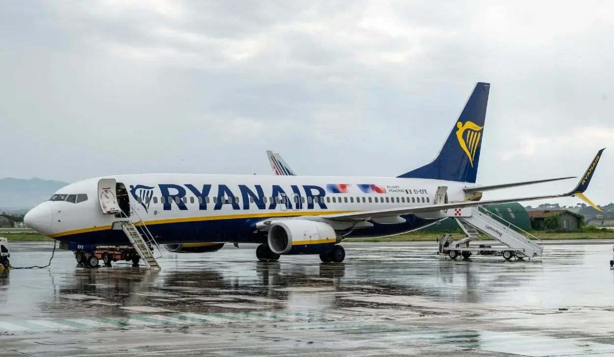 RYANAIR PLANS USD 200 MILLION INVESTMENT IN RIMINI