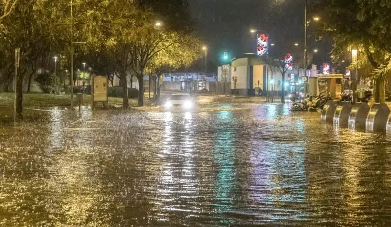 STORM HITS CATALONIA, SOME CITIES FLOODED