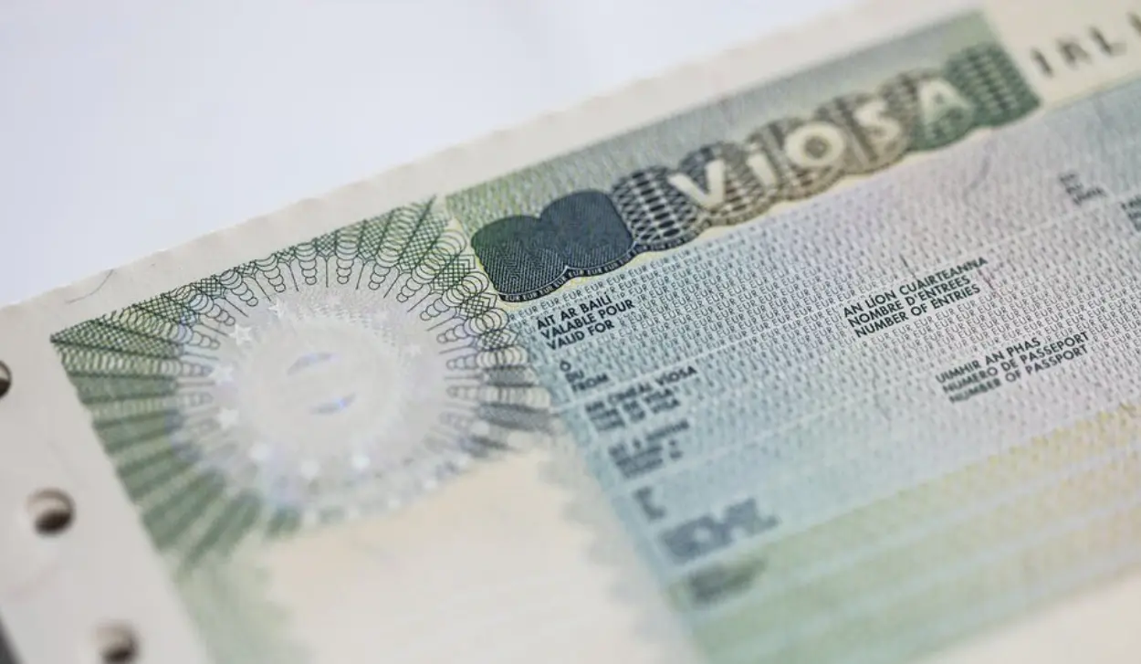 DUBLIN REJECTS PROPOSAL TO RESTRICT TOURIST VISAS FOR RUSSIANS