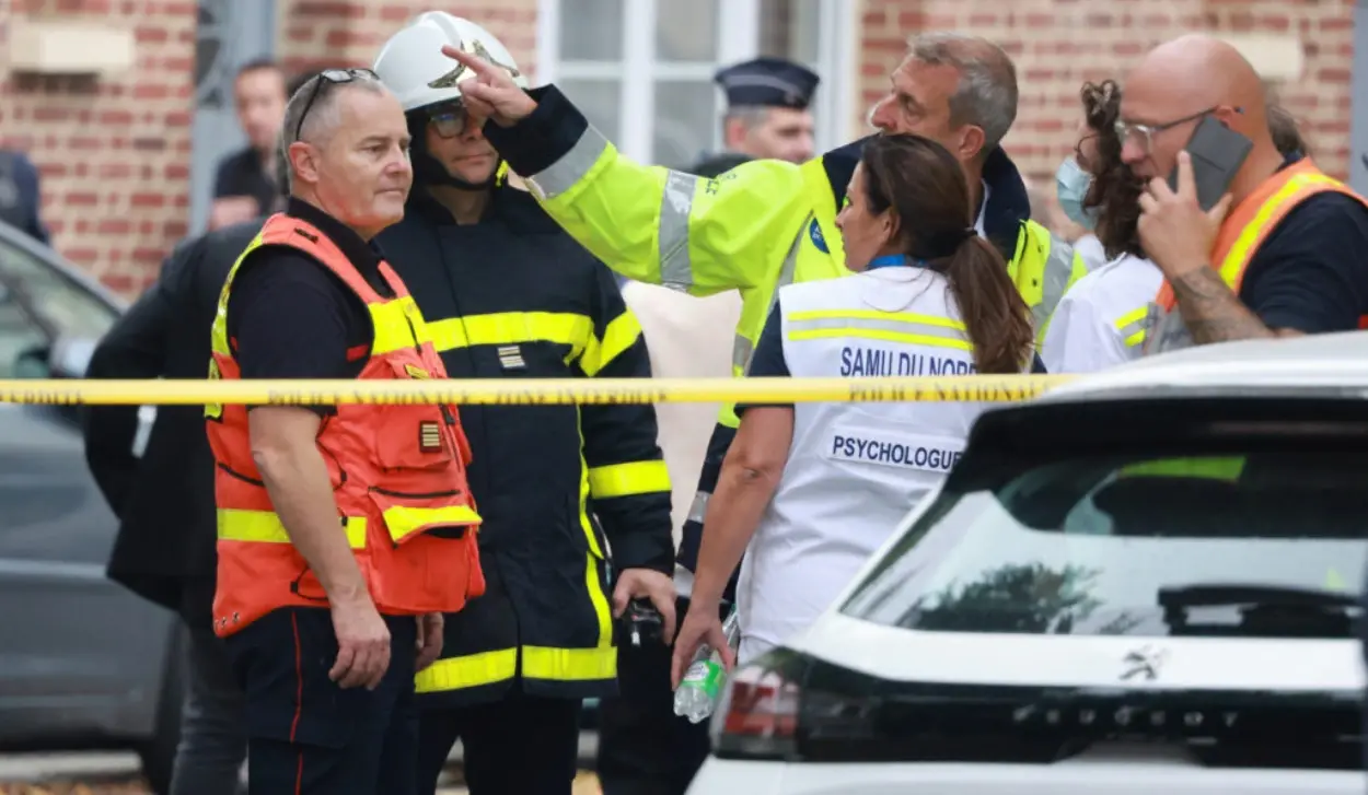 TWO PEOPLE INJURED IN GUNFIRE AT SCHOOL