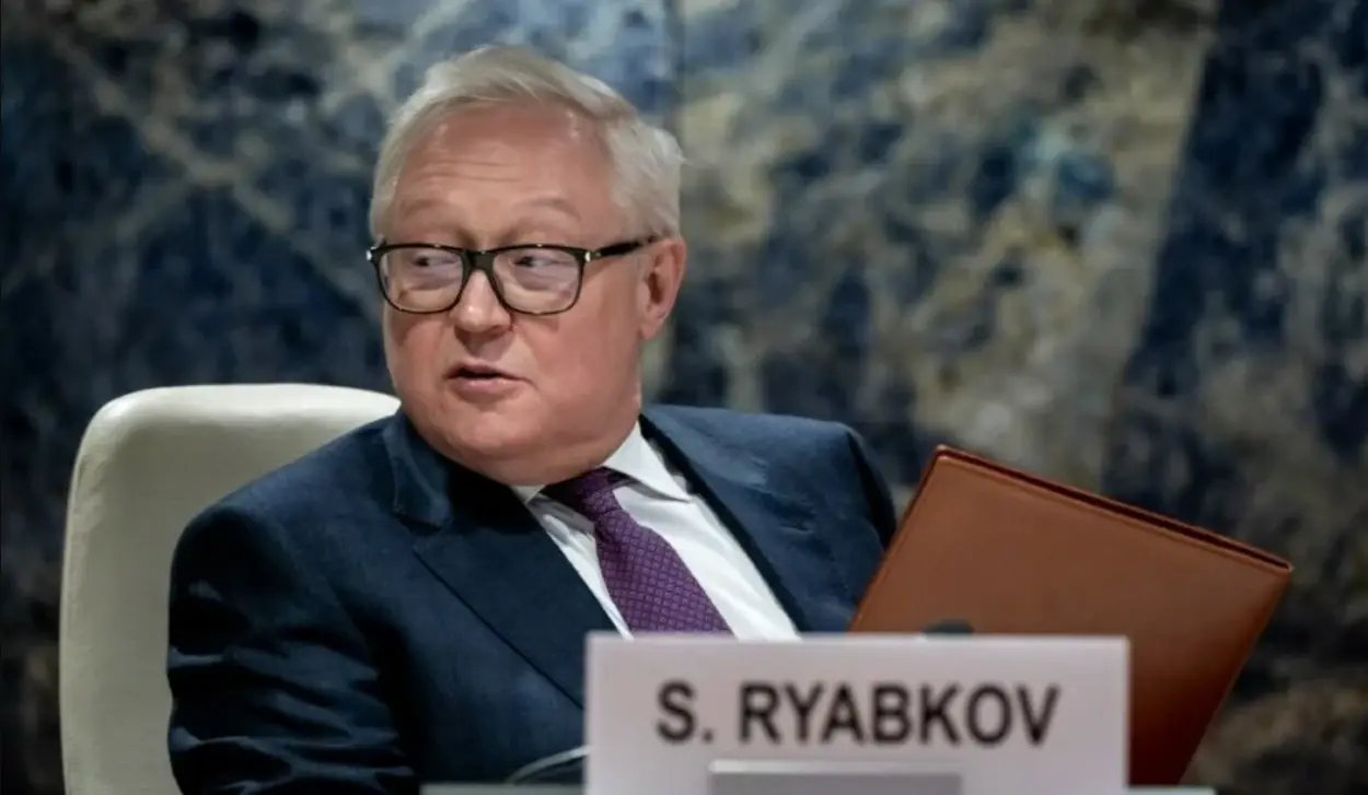 RYABKOV: CURB WEAPONS FLOW FROM UKRAINE