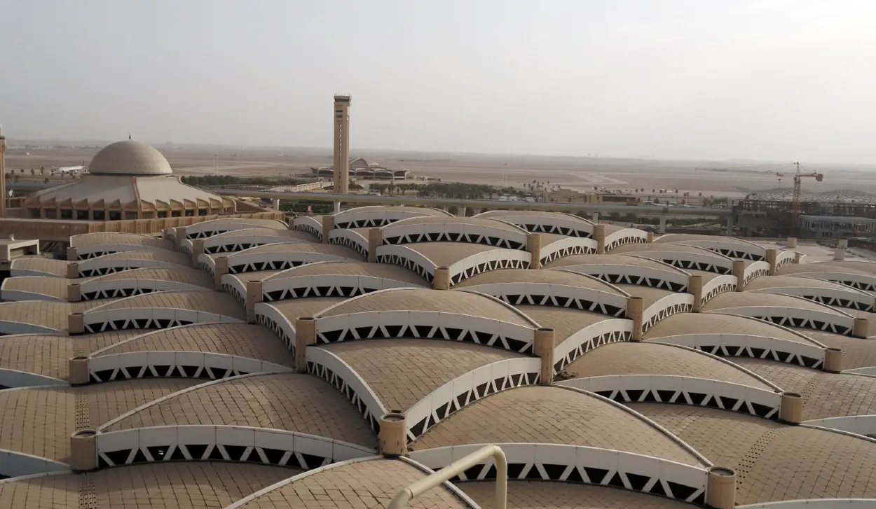 EXPLOSION AT RIYADH AIRPORT, PEOPLE INJURED