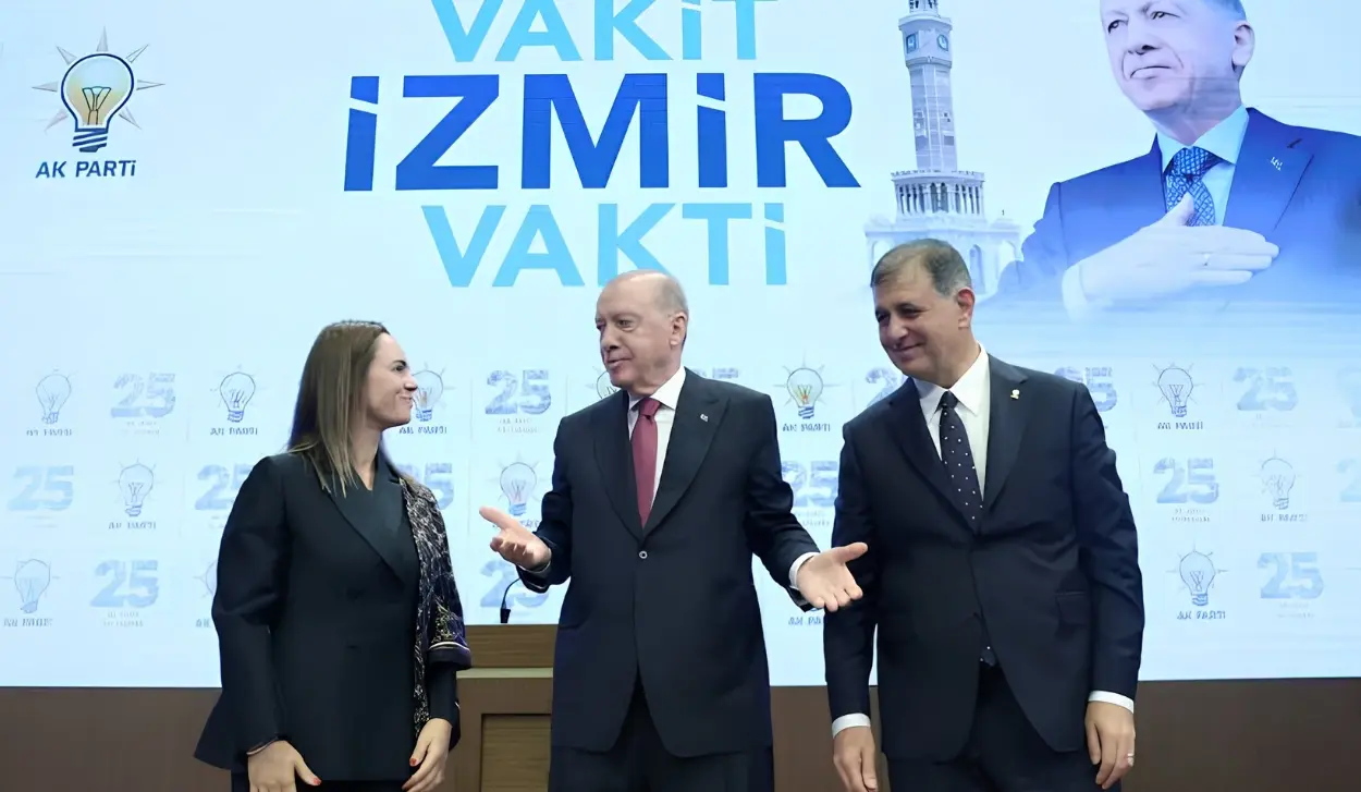 IZMIR MAYOR SWITCHES TO ERDOGAN'S PARTY