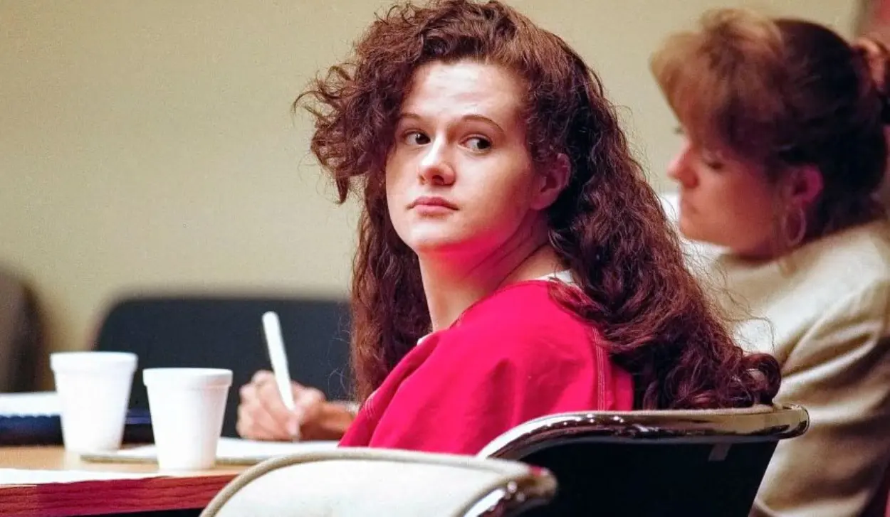 WOMAN ON DEATH ROW SURVIVES EXECUTION ATTEMPT